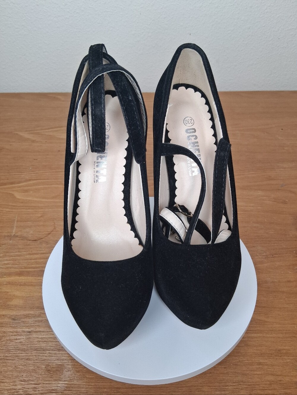 Speed Limit 98 Black High-heel sandals